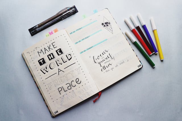 Exploring Journaling Techniques for Building a Strong Resilience Mindset