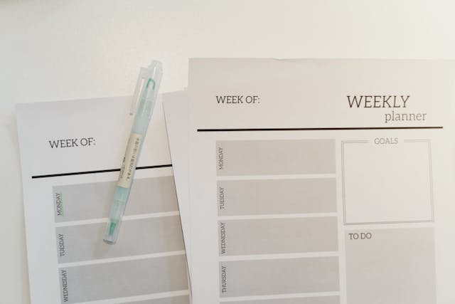 A Structured Method to Conduct Weekly Reviews and Set Goals